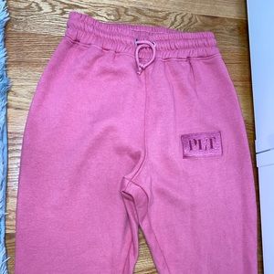Prettylittlething sweatpants